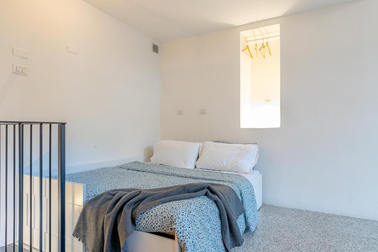 Ferienwohnung Moderno Loft A Due Passi Dal Lago Torno Exterior foto